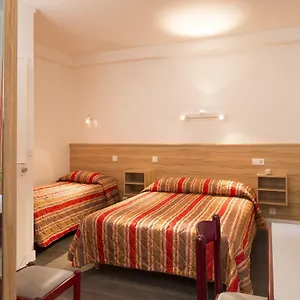 Aparthotel Family, Paříž